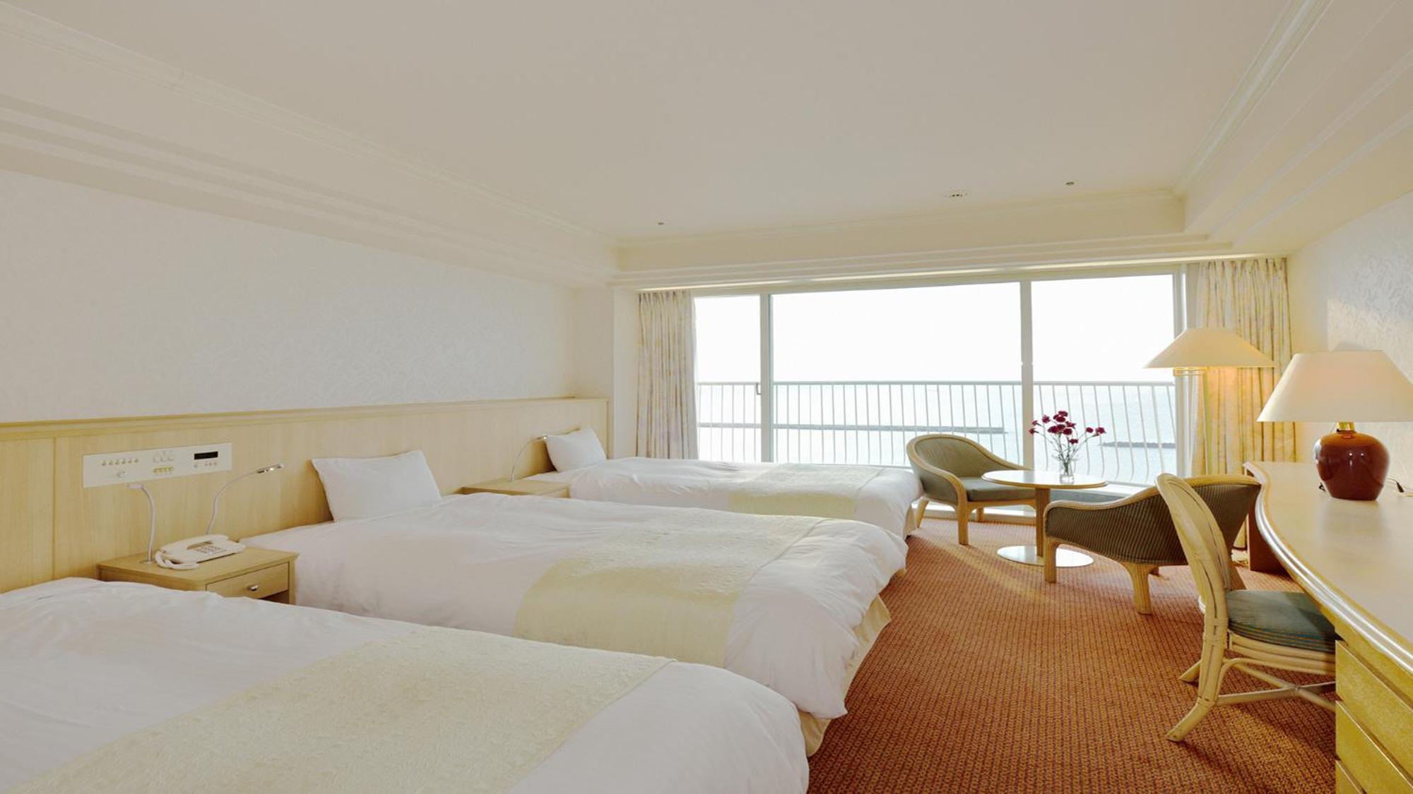 Irago Resort & Convention Hotel Tahara Exterior photo